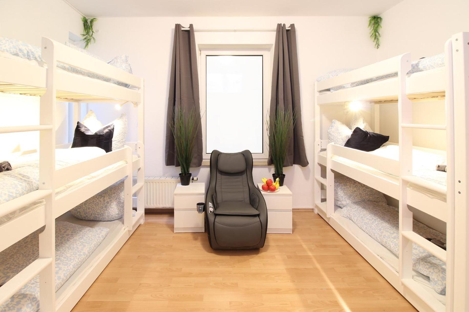 Hotel Ulm Zentrum - Komplettes Zimmer, Hochbett, Android Tv & Eigenem Bad - Perfekt Fuer Familien & Gruppen Exterior foto