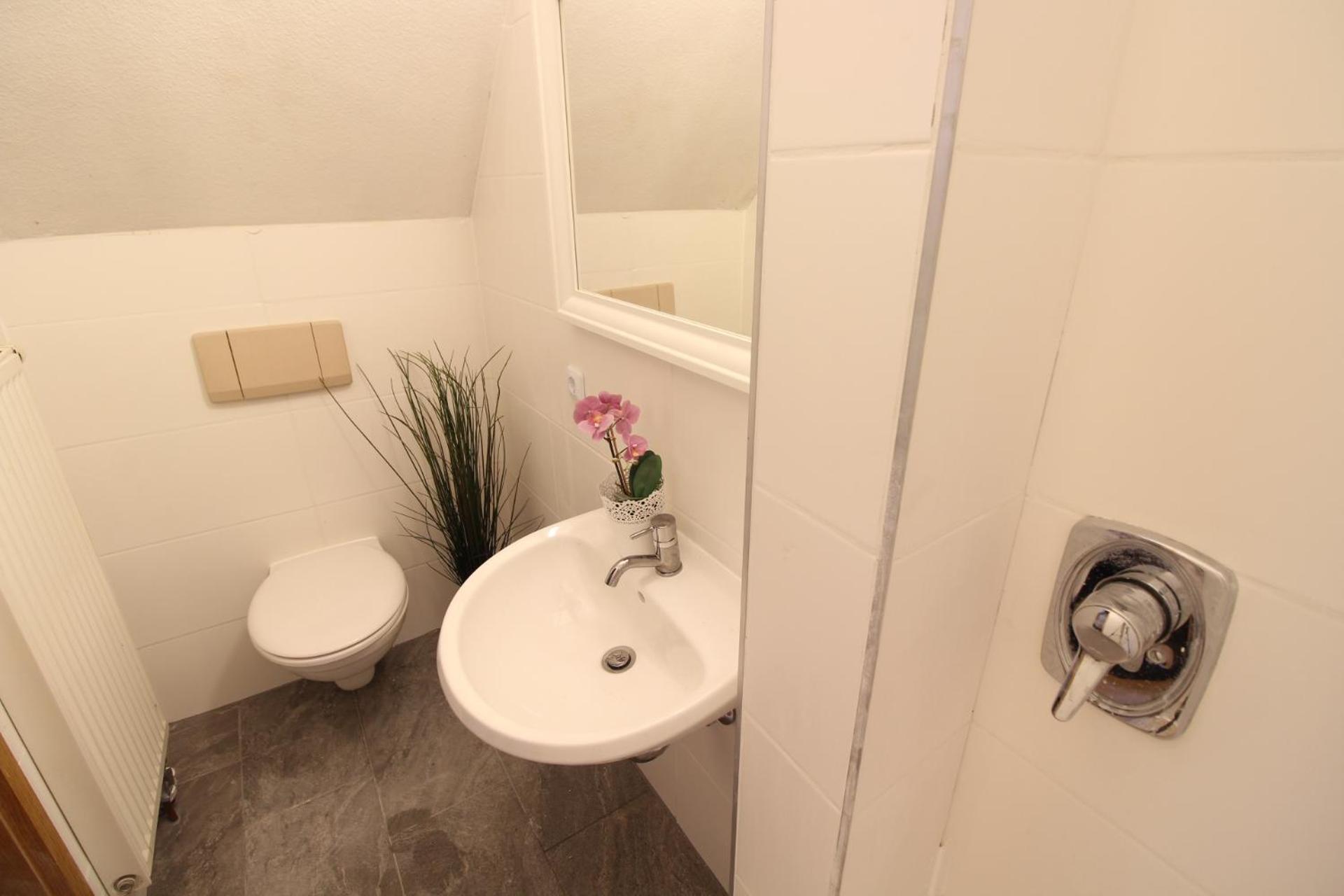Hotel Ulm Zentrum - Komplettes Zimmer, Hochbett, Android Tv & Eigenem Bad - Perfekt Fuer Familien & Gruppen Exterior foto